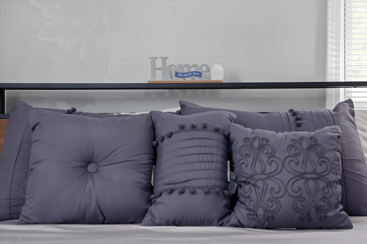 Modern & Cozy East Side Gem ~ Queen Beds ~ Parking Detroit Exterior foto
